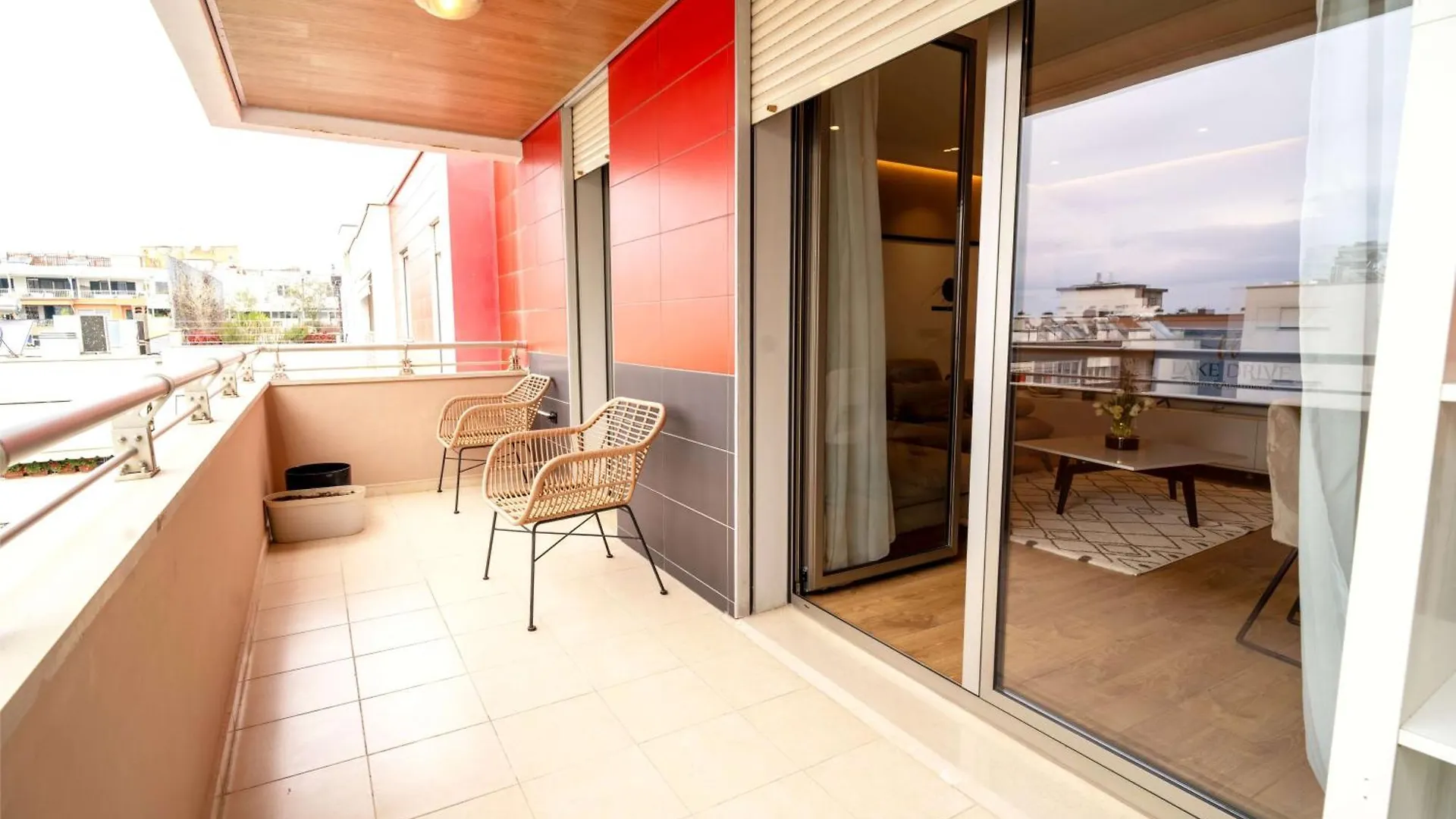 Lake Drive Rooms&Apartments Tirana Albania