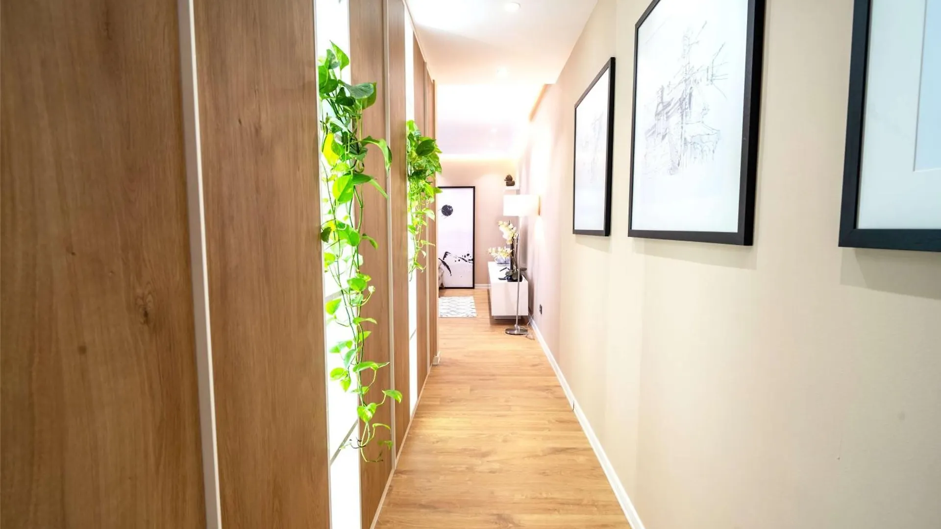 Lake Drive Rooms&Apartments Tirana