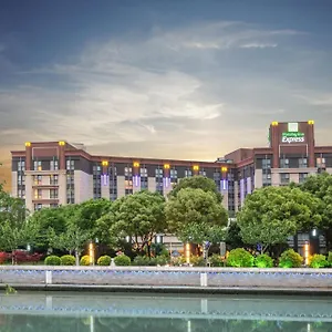 Hotel Express Putuo By Ihg ***