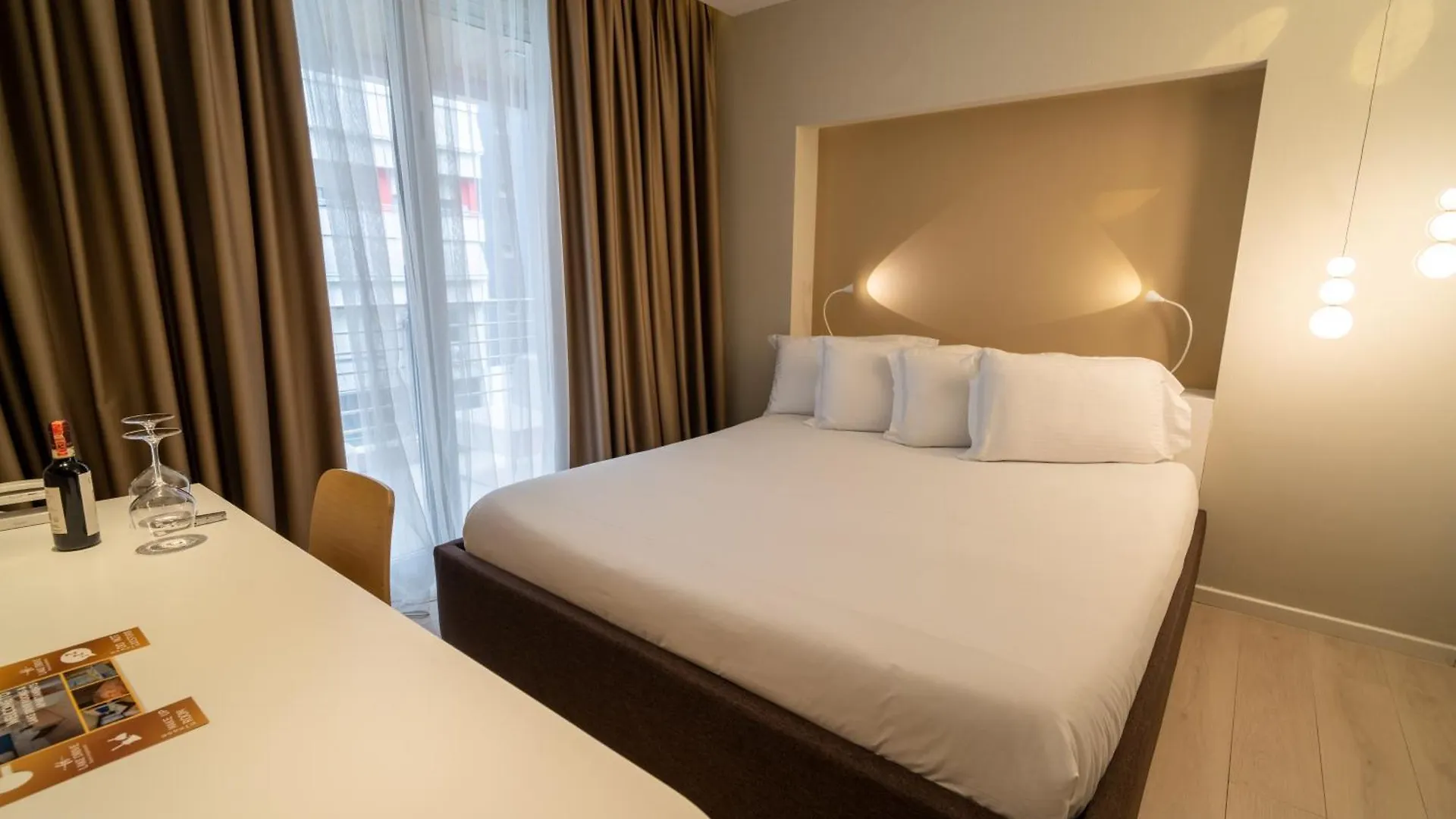 Apartahotel Lake Drive Rooms&Apartments Tirana