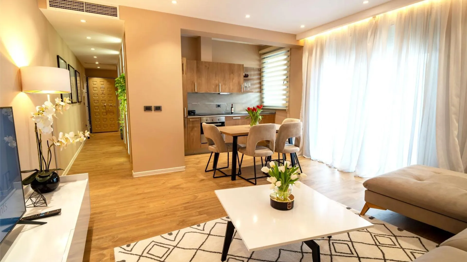Lake Drive Rooms&Apartments Tirana Apartahotel