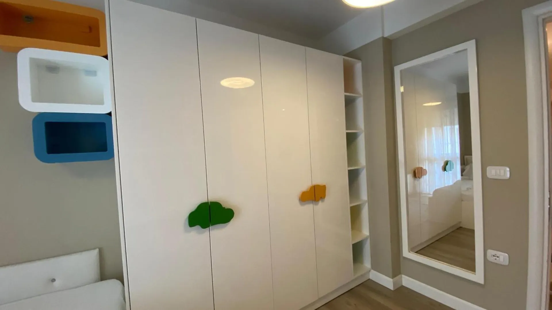 Apartahotel Lake Drive Rooms&Apartments Tirana